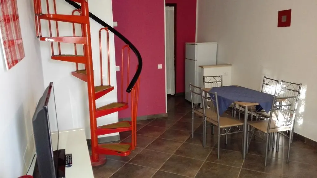 Blu Marlin bungalow Appartamenti con piscina Lido Adriano Aparthotel