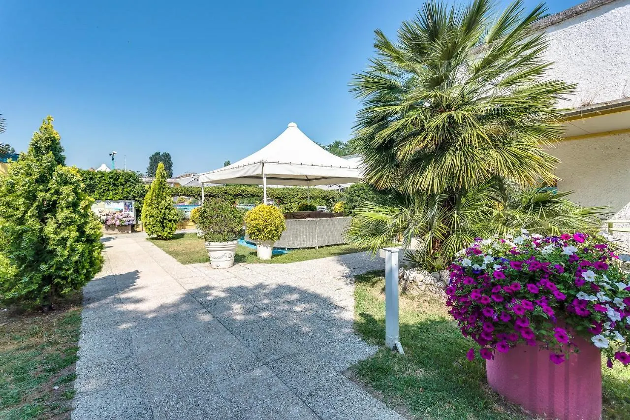 Appart hôtel Residence Blu Marlin Natural Beach Lido Adriano