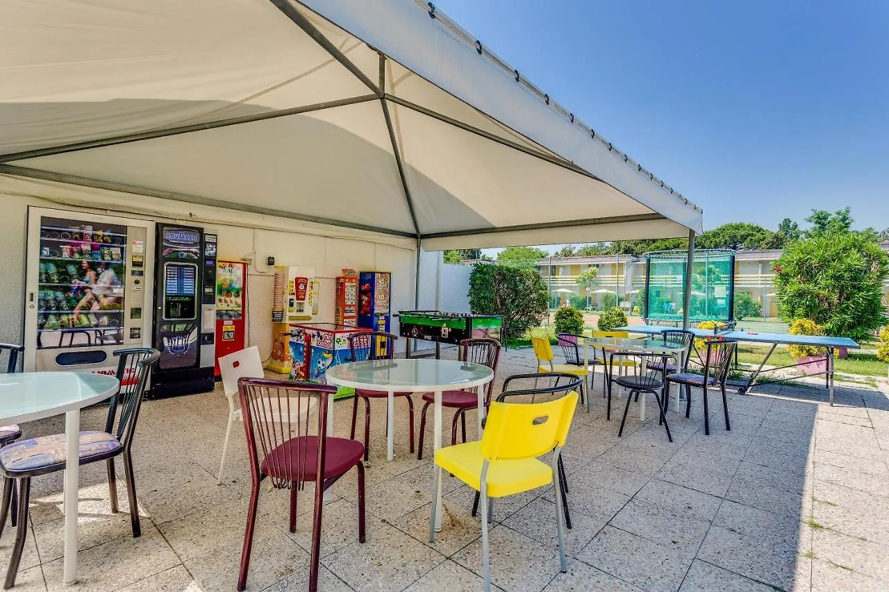 לידו אדריאנו Residence Blu Marlin Natural Beach 2*, לידו אדריאנו
